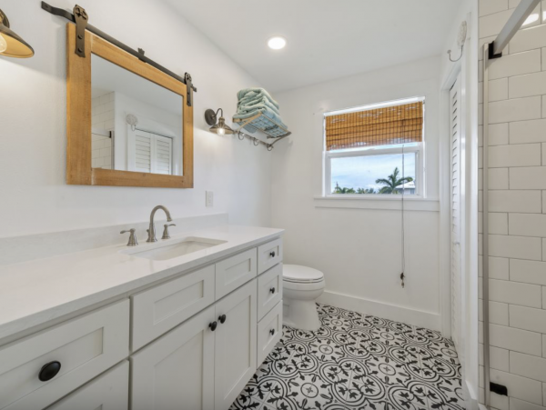 Anna Maria 4 Bedroom Pool House Walk to Beach